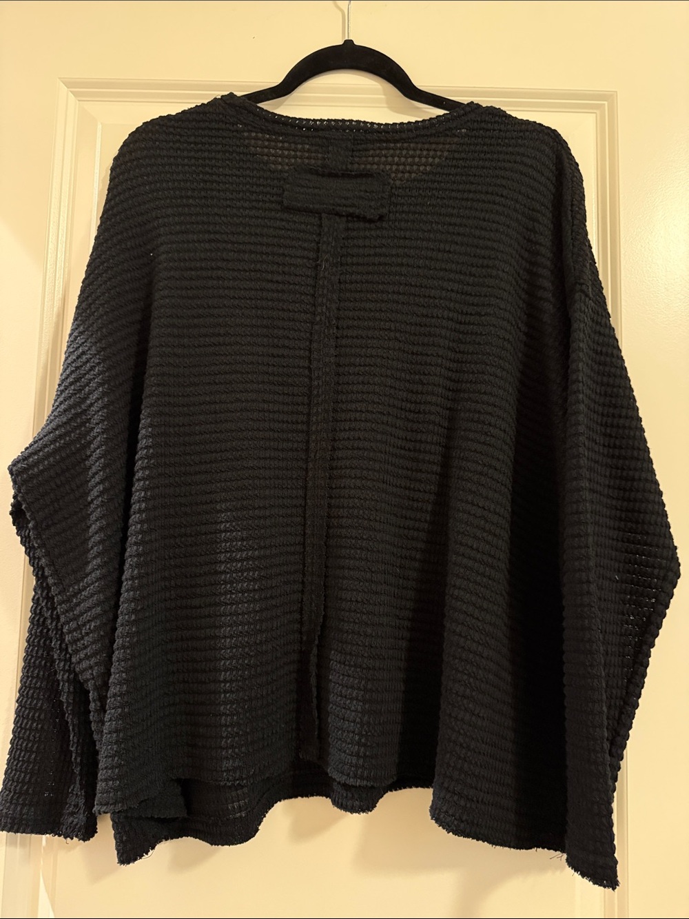 Zenana Outfitters Black Waffle-Knit Long Sleeve Top with Pocket - Picture 6 of 7